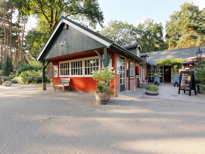 Others 4, Charming Pondside Chalet, Hof van Twente