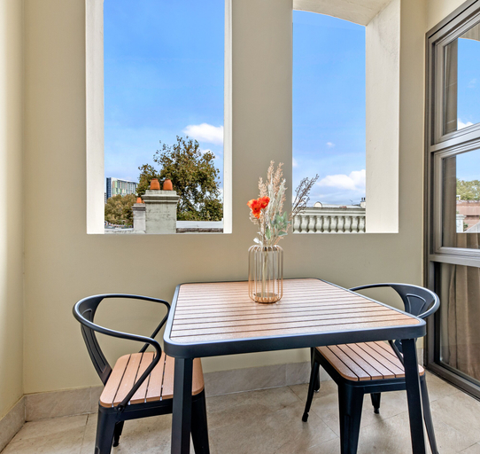 Others 4, Kozyguru | Chippendale | Kozy Clean 1Bed Apt, Sydney