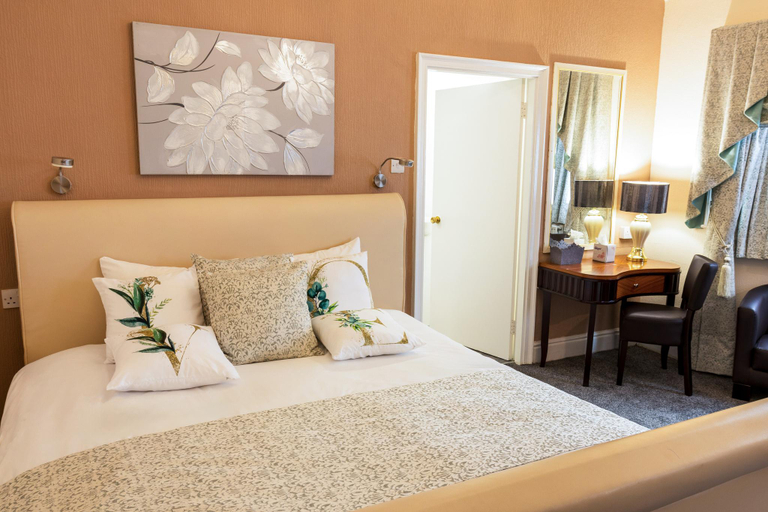 Bedroom 3, Royal Court Hotel, Coventry