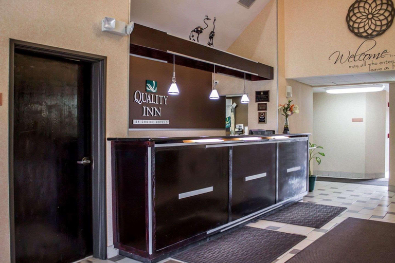 Public Area, Quality Inn Brunswick Cleveland South, Medina