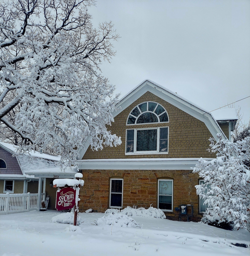 Exterior & Views 2, St. Croix Valley Inn, Polk