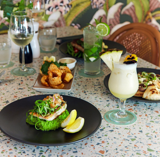 Food & Drinks 5, The Continental Hotel, Broome