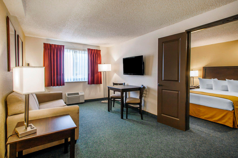 Exterior & Views 2, Quality Inn & Suites, Lane