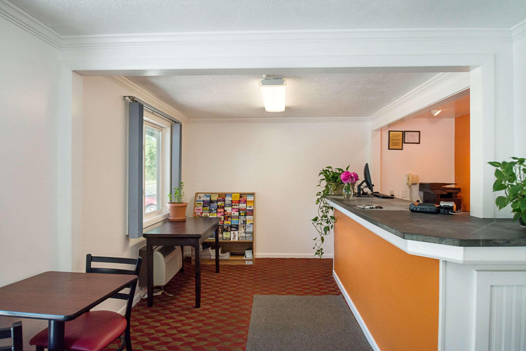 Public Area 2, Econo Lodge Lee - Great Barrington, Berkshire