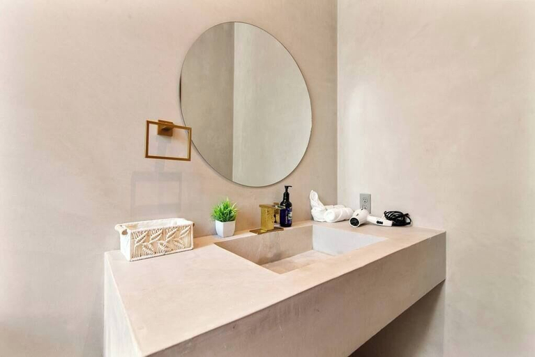 Bathroom 4, Casa Leto - M11, Cozumel