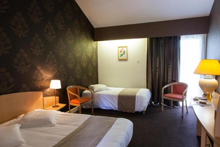 Bedroom 3, Le relais fleuri, Hotel et restaurant Logis - Avallon, Yonne