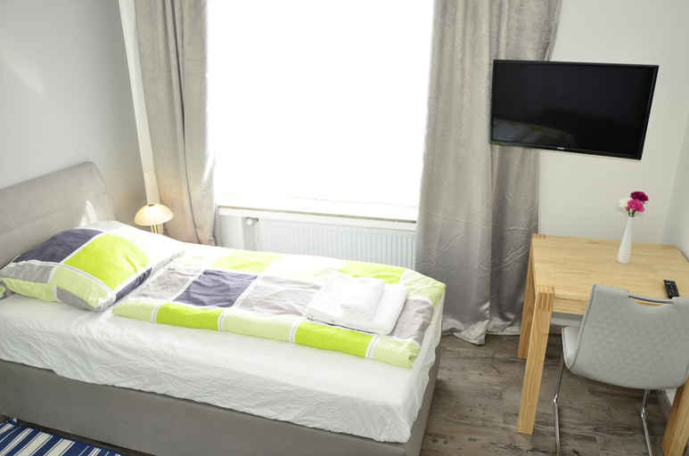 Bedroom 4, Hotel am Schloss, Paderborn
