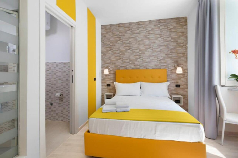 Bedroom 3, Rainbow Napoli, Napoli