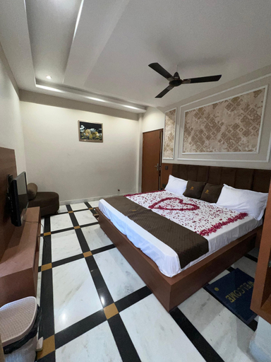 Bedroom 4, Shehnai Resorts, Ludhiana