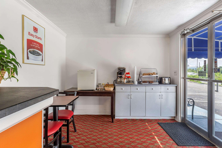 Others 5, Econo Lodge Lee - Great Barrington, Berkshire