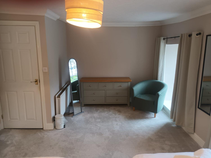 Bedroom 2, Llanina Arms, Ceredigion