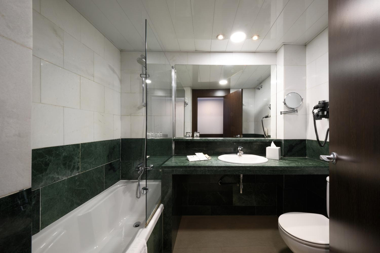 Bathroom 4, Catalonia Sagrada Familia, Barcelona