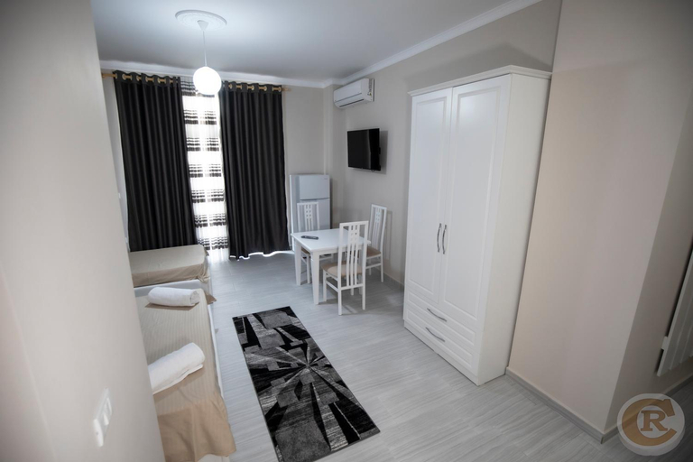 Others 5, Colombo Residence Rooms, Durrësit