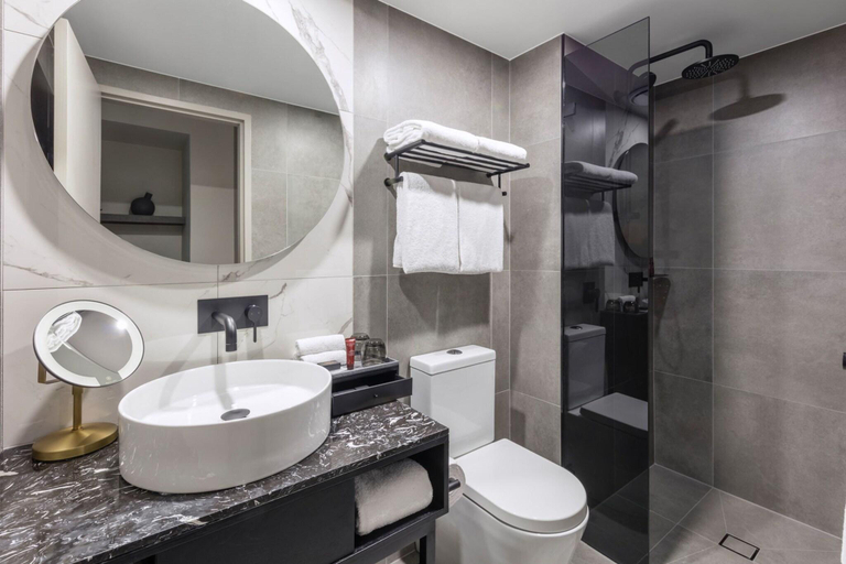 Bathroom 5, Deco Hotel, Canberra