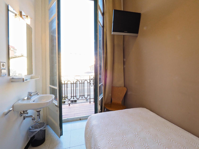 Bedroom 4, Pension Peiro, Barcelona