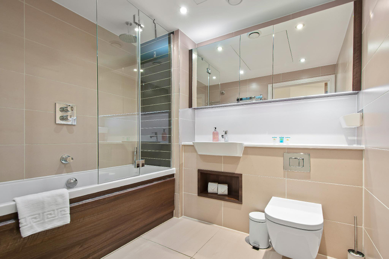 Others 5, One Bedroom apartment in Aldgate, London
