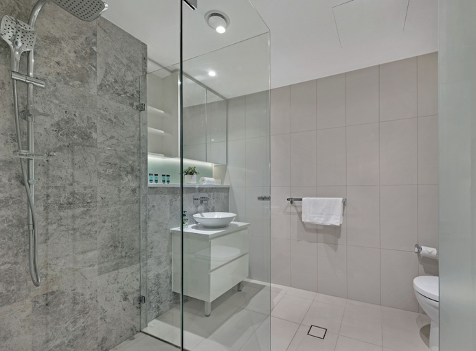 Others 5, Kozyguru | Wentworth Point | 1 Bed Waterview Apt, Sydney