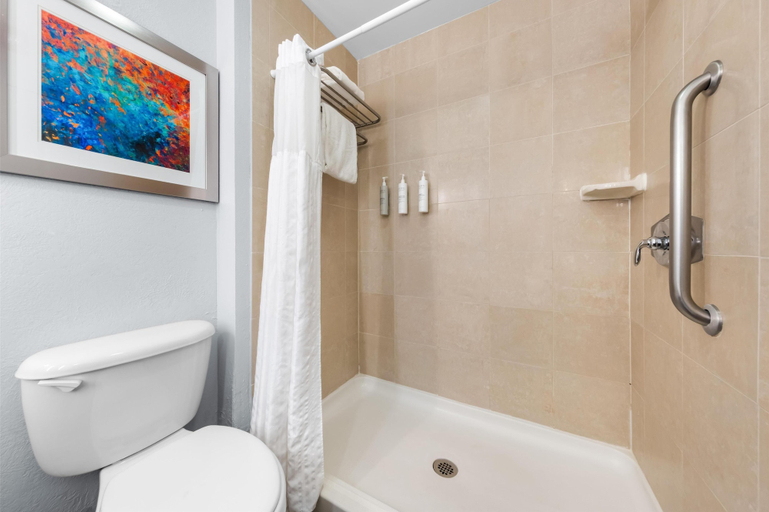 Bathroom 4, Hilton Garden Inn Amarillo, Potter