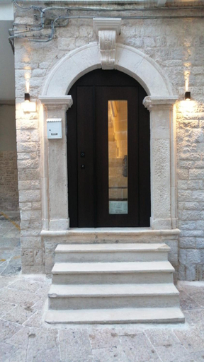 Others 5, B&B IL GROTTINO, Bari