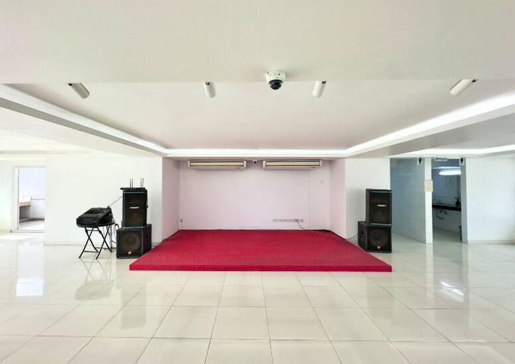 Others 4, 300sqft 1 Apartment with Sauna & Pool, Dhaka