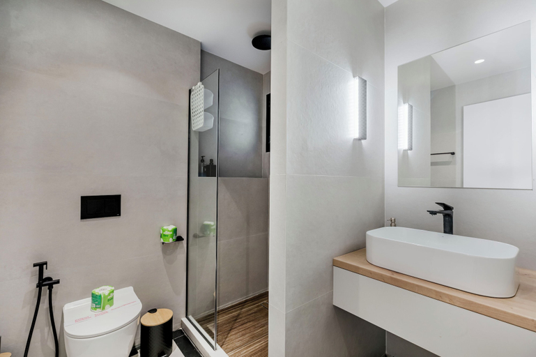 Others 5, Bask - Chic 2 Bedroom Apt in Athens, Attica