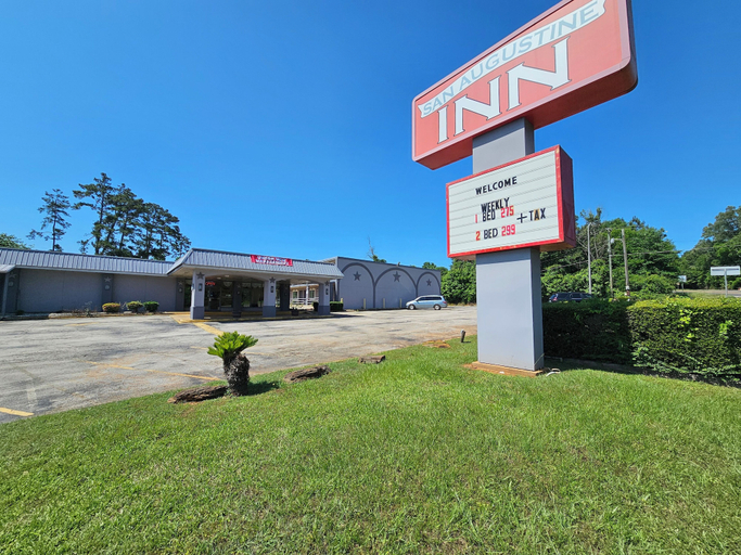 Exterior & Views 1, San Augustine Inn, San Augustine
