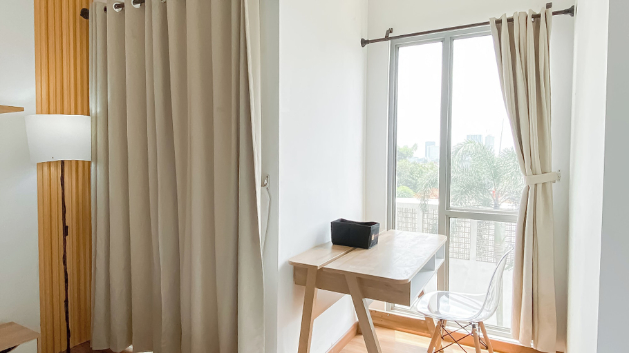 Others 5, Warm Studio Apartment at M-Town Residence, Tangerang