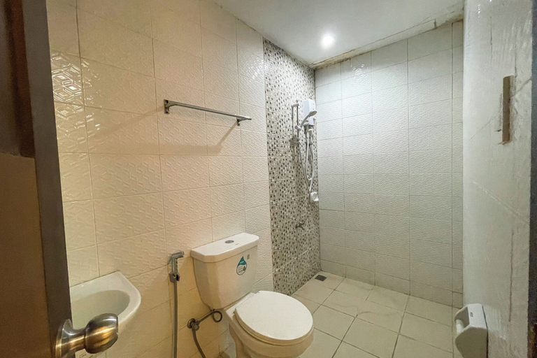 Bathroom 3, Casanova Inn, Bamban