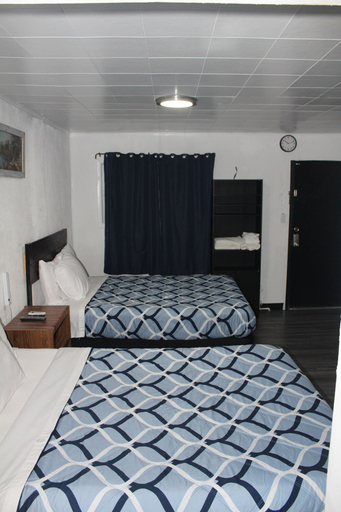 Bedroom 2, Holiday Lodge Motel, Sheridan