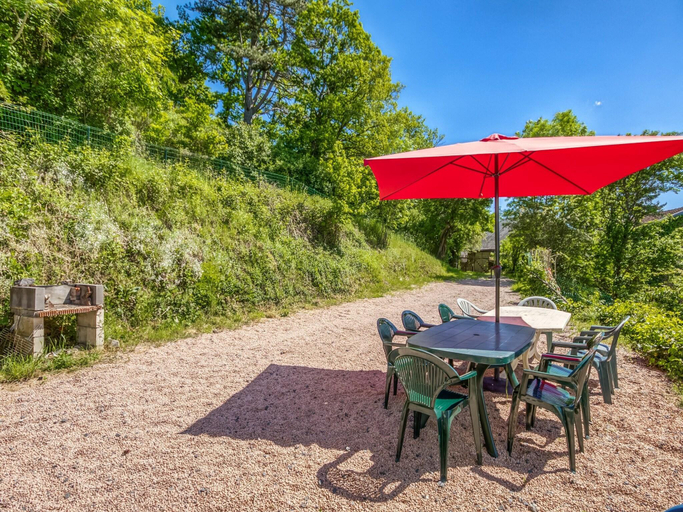 Others 3, Cottage in Pontgibaud by Volcano Park, Puy-de-Dôme