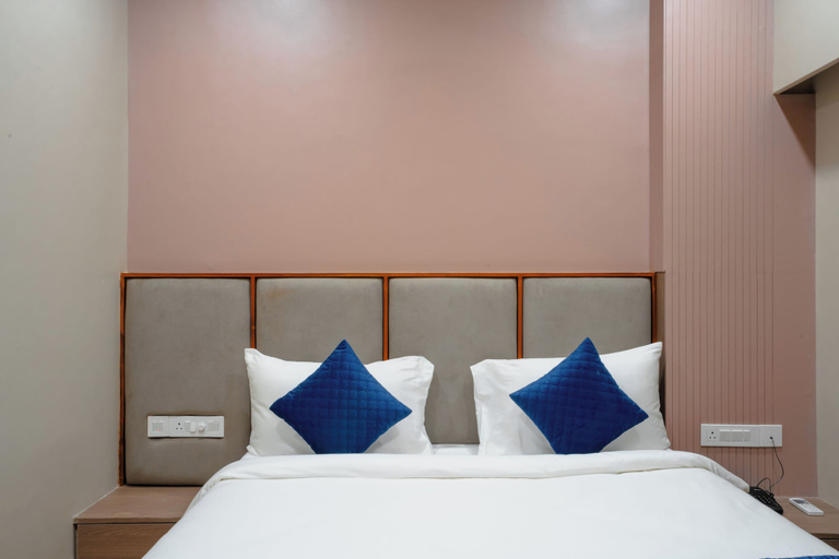 Bedroom 4, Prarambh By Siara, Kheda