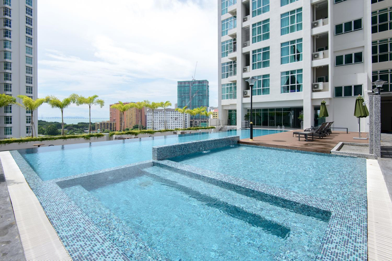 Sport & Beauty 2, * Couples Getaway XV * Cozy Suite Sleeps 1-4, Penang Island