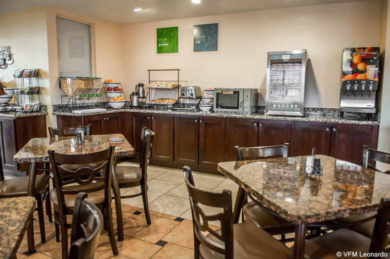 Food & Drinks 5, Quality Inn Río Rancho, Sandoval