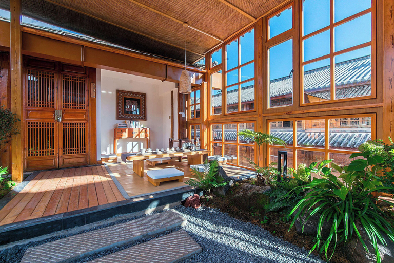 Exterior & Views 2, Lijiang half yard hotel, Lijiang