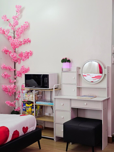 Bedroom 3, Lakwatsero Caviteno Suites, Trece Martires City