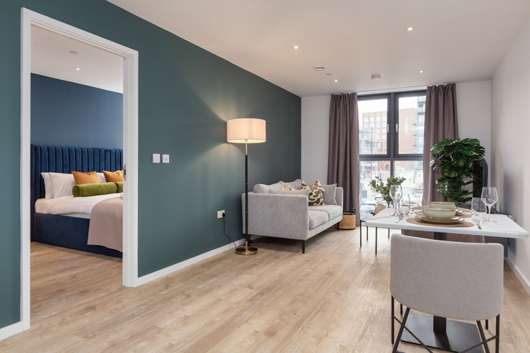 Room 3, Modern Vista Manchester, Manchester