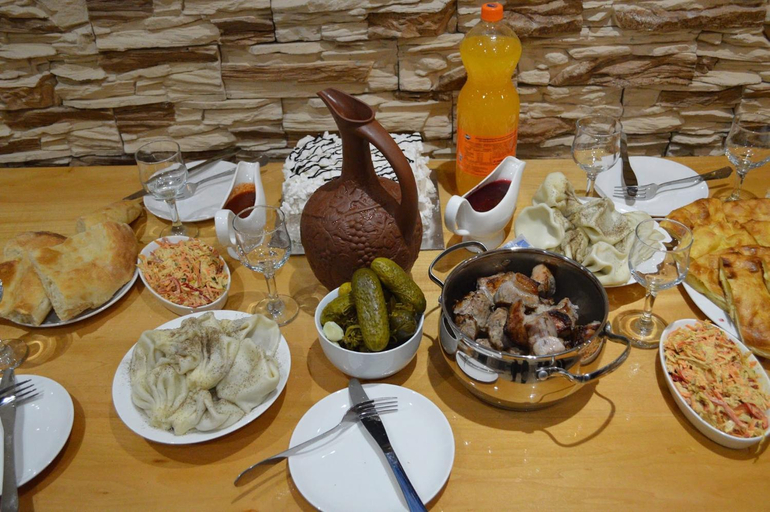 Food & Drinks 5, Hotel LION in Borjomi الأسد, Borjomi
