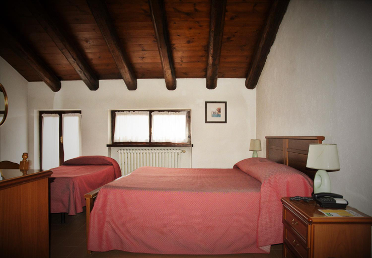 Bedroom 3, Hotel Ciocca, Asti