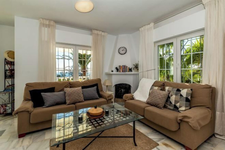 Others 5, Los Olivos 3 Bedroom Villa with Heated Pool, Málaga