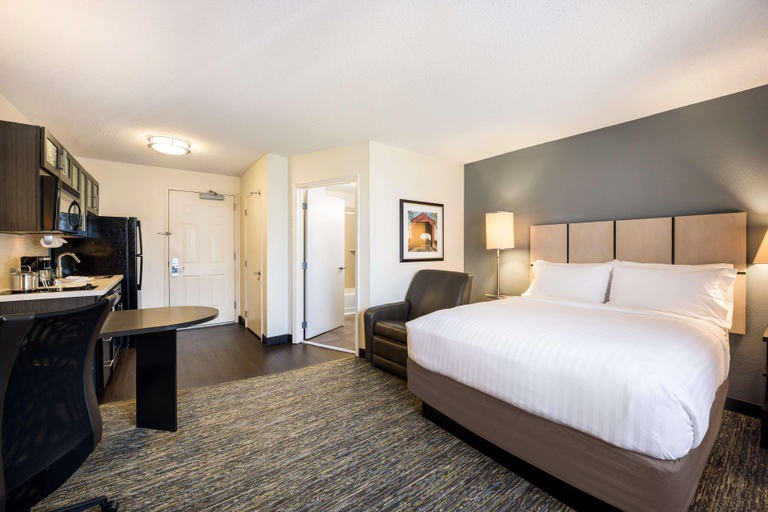 Bedroom 2, Sonesta Simply Suites Clearwater, Pinellas