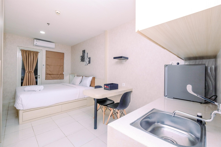 Bathroom, Comfort Studio at Sentul Tower Apartment, Bogor
