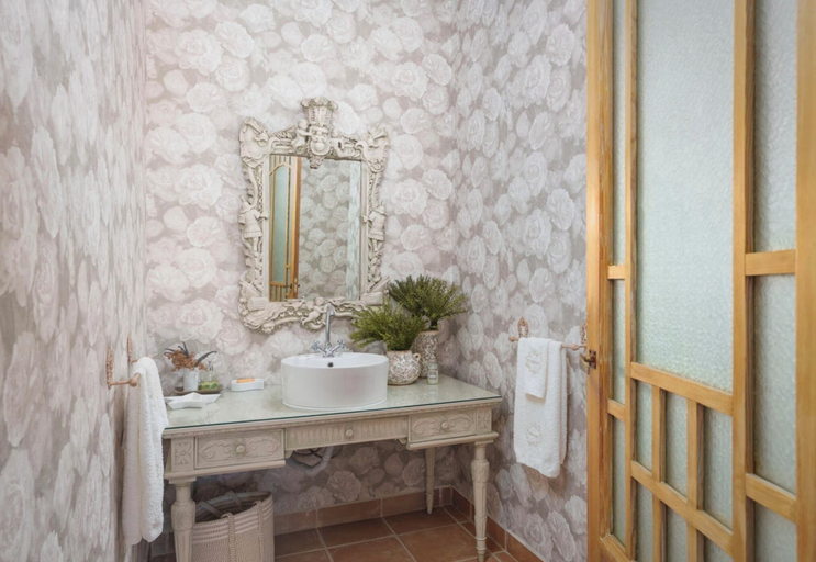 Bathroom 3, Valdelaseras, Badajoz