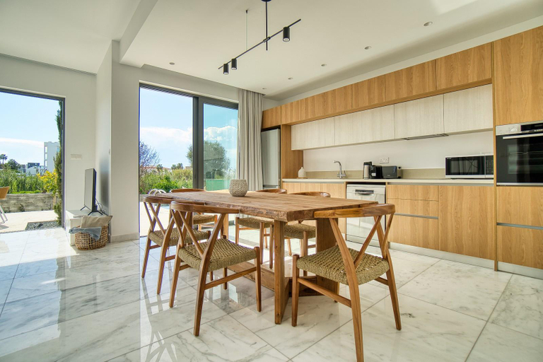 Others 5, Oasis Villa 6