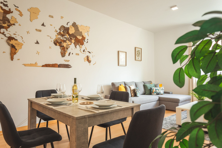 Room 5, S o Pedro Central Flat by Atlantic Holiday, Funchal