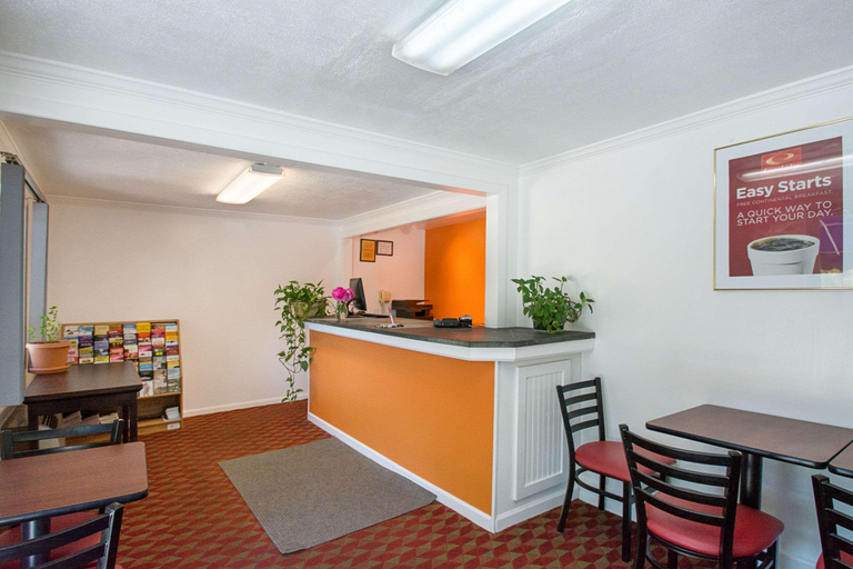 Public Area 2, Econo Lodge Lee - Great Barrington, Berkshire