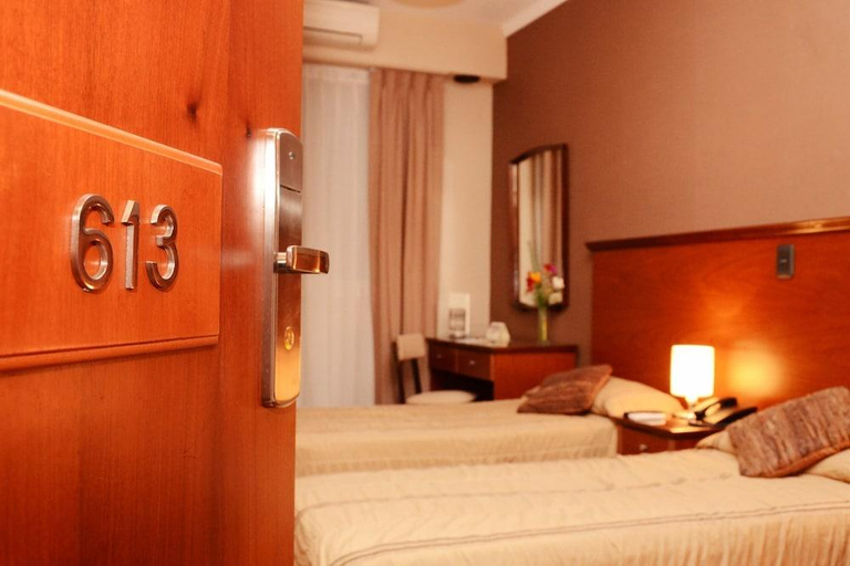 Others 4, Hotel Dora, General Pueyrredón