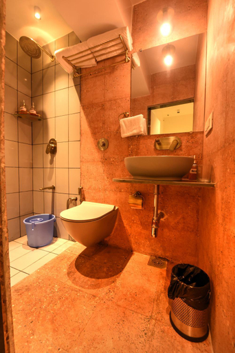 Bathroom 5, The House of BB - Excellent Food,Service & Stay, Sirohi