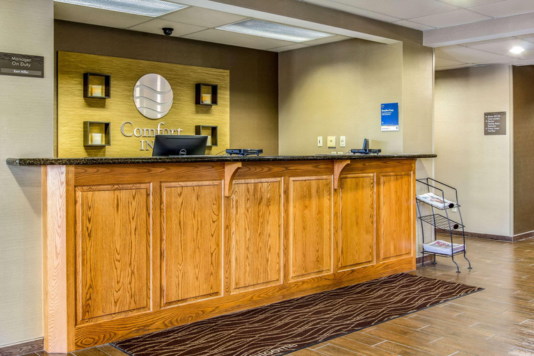 Public Area 3, Comfort Inn Millersburg, Holmes