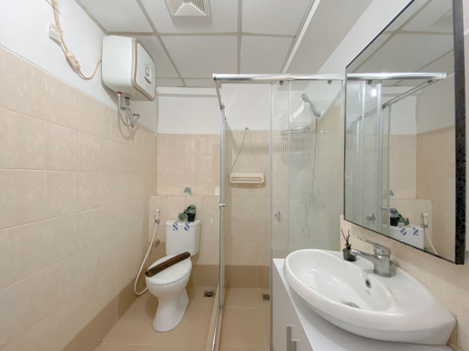 Bathroom 3, Comfy and Elegant 2BR The Wave Kuningan Apartment, Jakarta Selatan