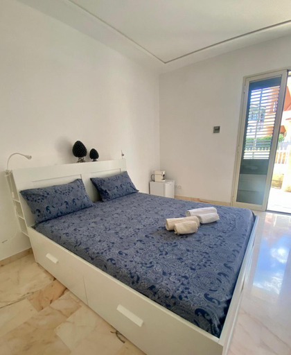 Bedroom 1, La Logghia rooms, Syracuse